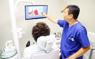 当院では、虫歯だけでなく、歯周病に対しても積極的な治療と予防に取り組んでいます。